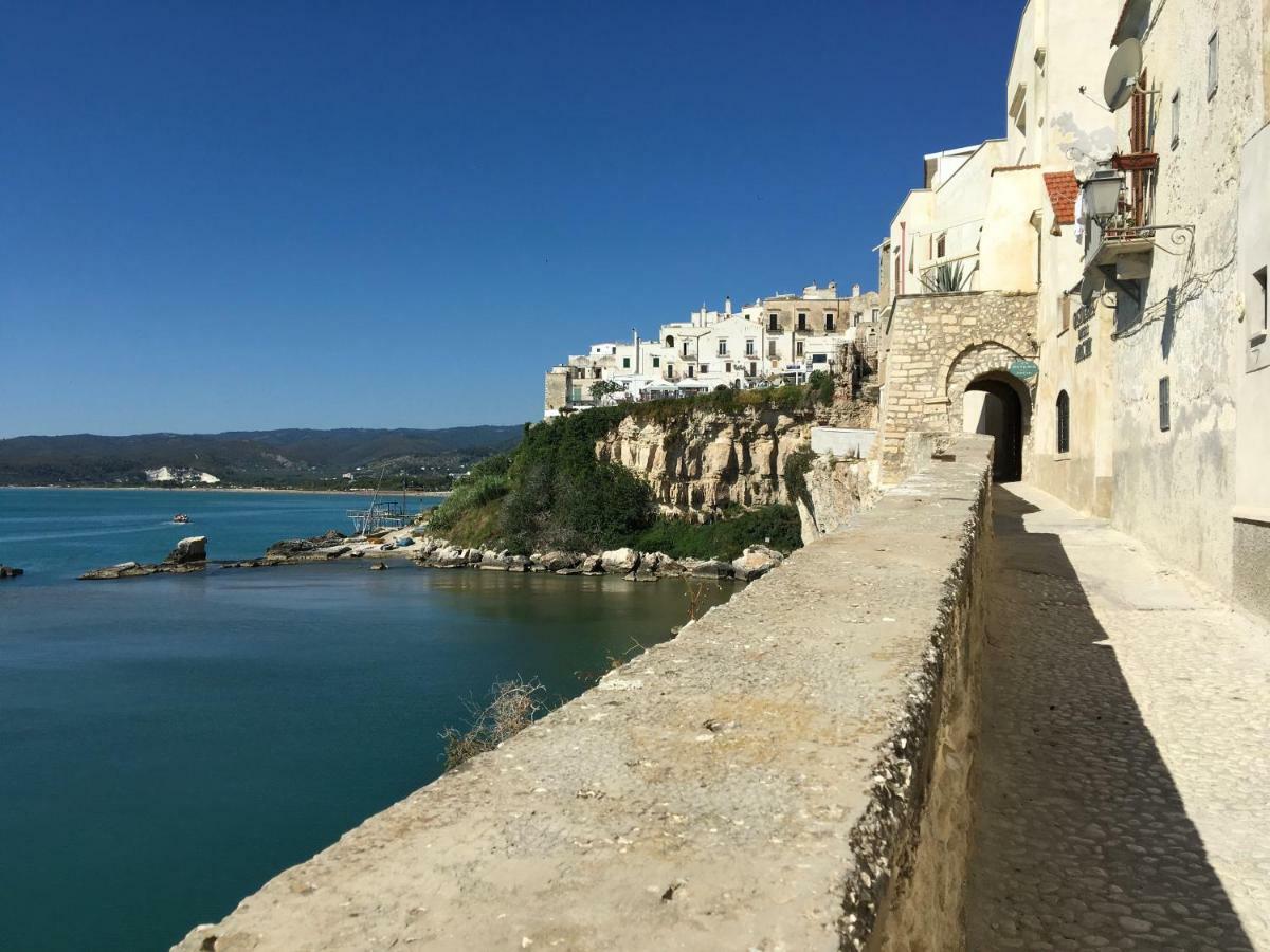Ferienwohnung Dimora Nel Borgo Vieste Exterior foto